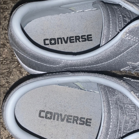 Converse - Picture 2 of 4